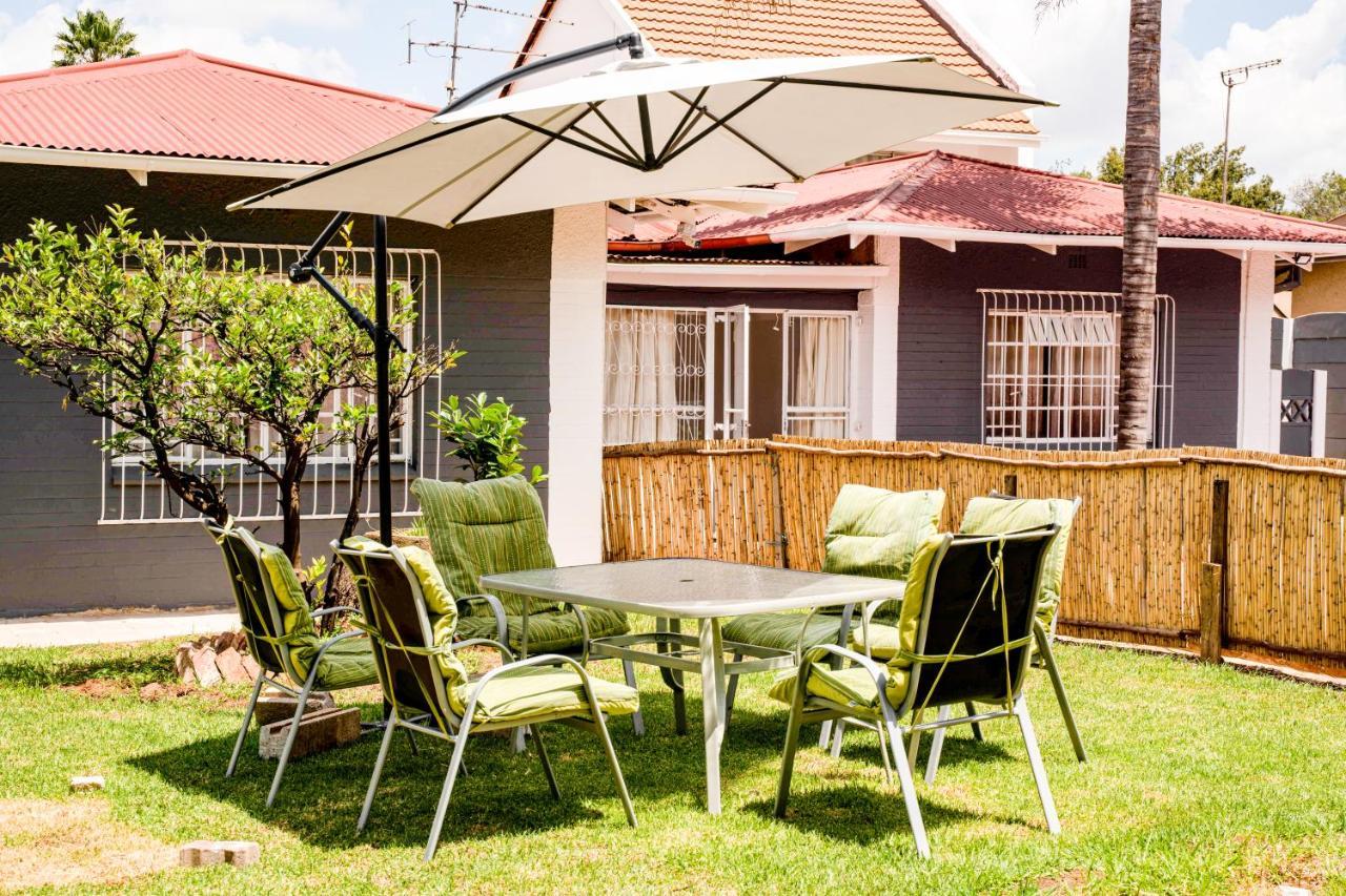 Lancaster Guest House Boksburg Exterior foto